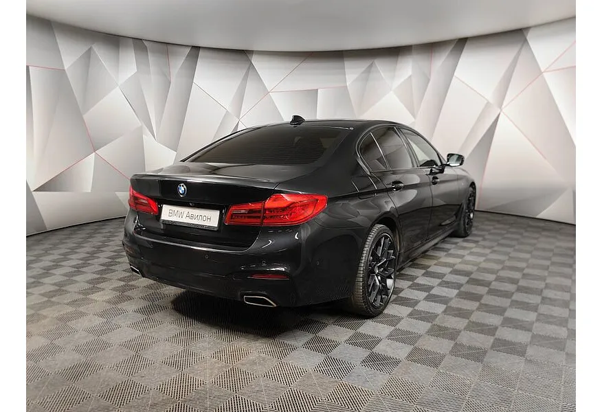 BMW 5 серия 520d xDrive Steptronic (190 л.с.) Черный в АВИЛОН. Слайд №2