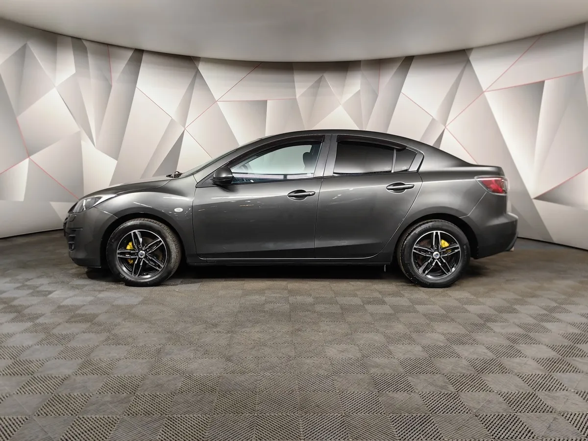 Mazda 3 1.6 AT (105 л.с.) Серый в АВИЛОН. Слайд №5