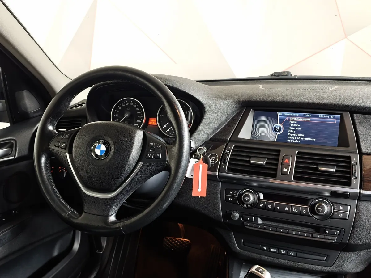 BMW X5 xDrive30d Steptronic (245 л.с.) Черный в АВИЛОН. Слайд №15