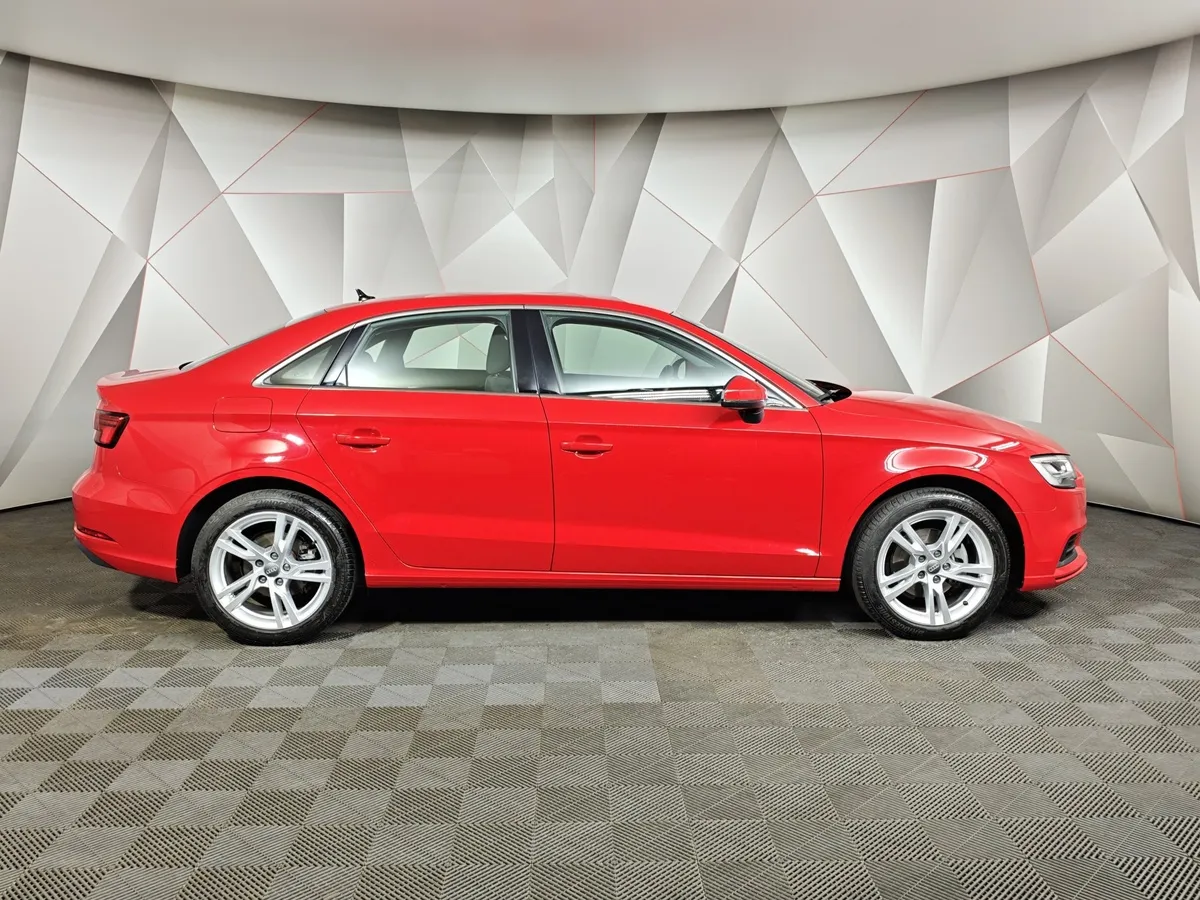 Audi A3 1.4 TFSI AT (150 л.с.) Красный в АВИЛОН. Слайд №6