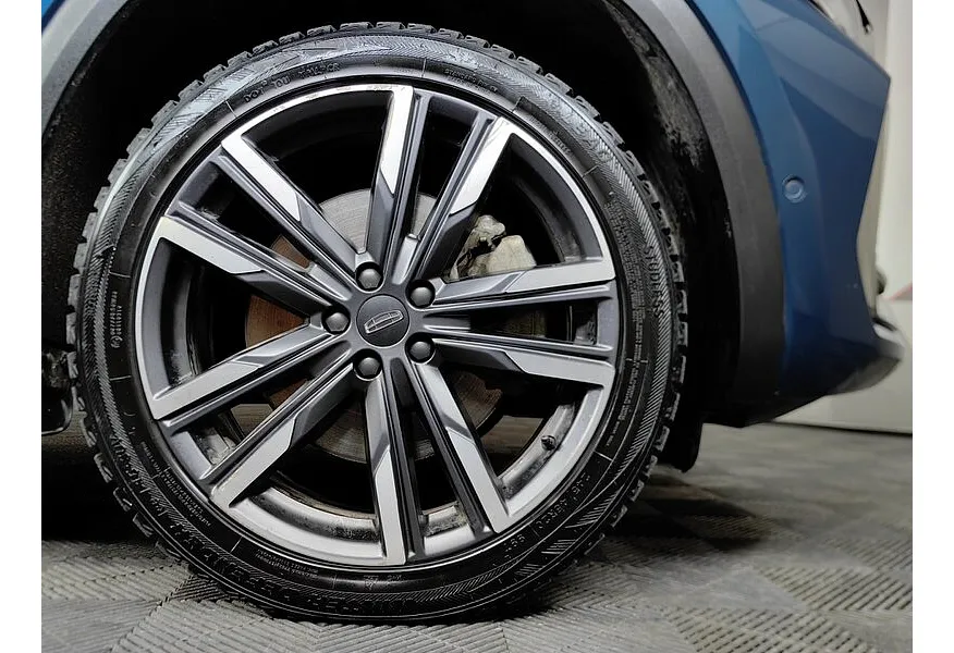 Geely Monjaro 2.0T 8AT 4WD (238 л.с.) Exclusive Синий в АВИЛОН. Слайд №9