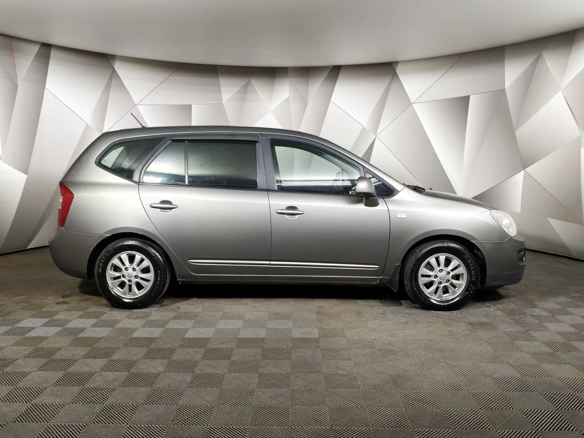 Kia Carens 2.0 AT (145 л.с.) Серый в АВИЛОН. Слайд №6