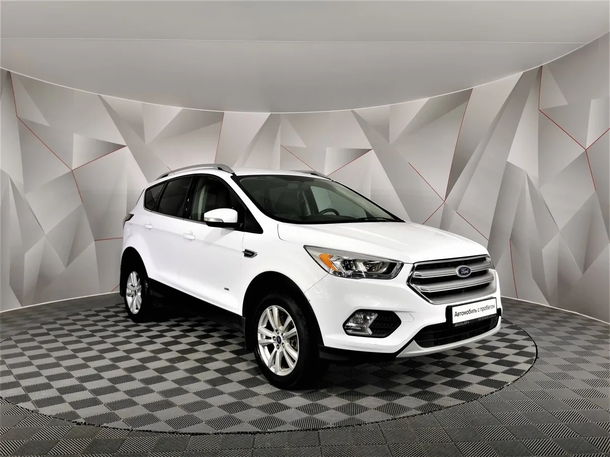 Ford Kuga 1.5 EcoBoost AT AWD (150 л.с.) Trend Plus Белый в АВИЛОН. Слайд №3