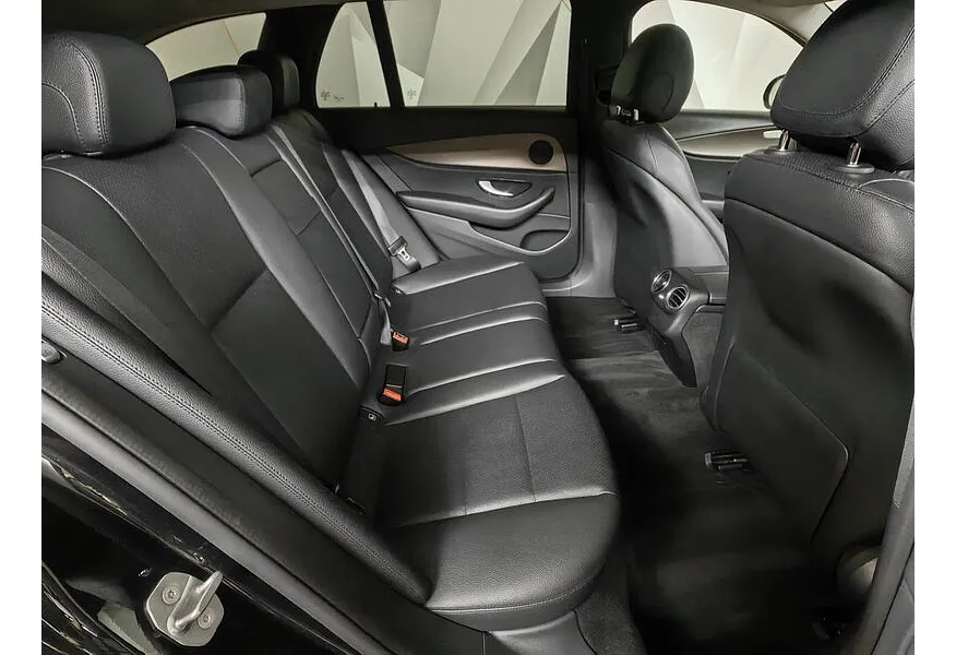 Mercedes-Benz E-Класс E 200 9G-TRONIC (184 л.с.) Business Черный в АВИЛОН. Слайд №15
