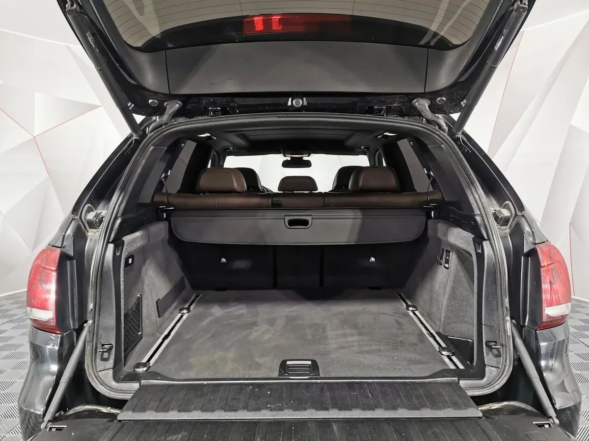 BMW X5 xDrive30d Steptronic (249 л.с.) Черный в АВИЛОН. Слайд №9