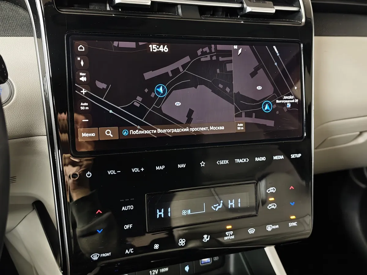 Hyundai Tucson 2.0 AT 4WD (142 л.с.) Красный в АВИЛОН. Слайд №22
