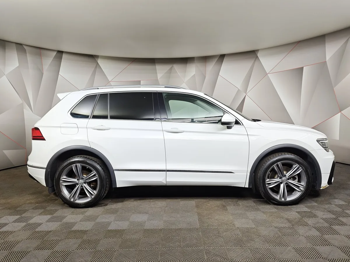 Volkswagen Tiguan 2.0 TSI 4Motion DSG (220 л.с.) Sportline Белый в АВИЛОН. Слайд №6