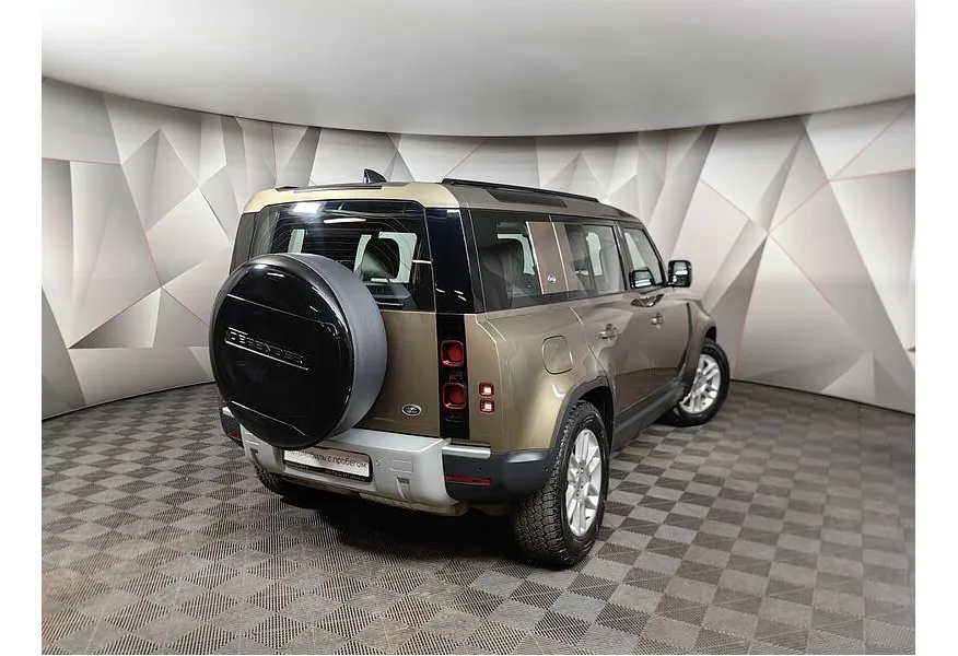 Land Rover Defender 2.0 TD AT (200 л.с.) SE Коричневый в АВИЛОН. Слайд №2