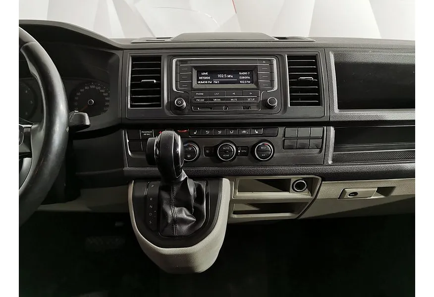 Volkswagen Caravelle 2.0 TDI DSG L1 (140 л.с.) Trendline Черный в АВИЛОН. Слайд №15