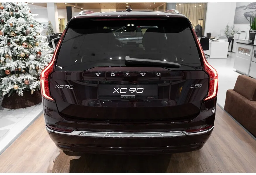 Volvo XC90 2.0 B5 mild hybrid AT AWD (7 мест) (250 л.с.) Ultra Bright Красный в АВИЛОН. Слайд №4