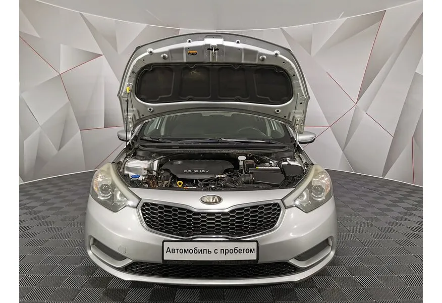 Kia Cerato 1.6 MT (130 л.с.) Comfort (D460) Серебристый в АВИЛОН. Слайд №11