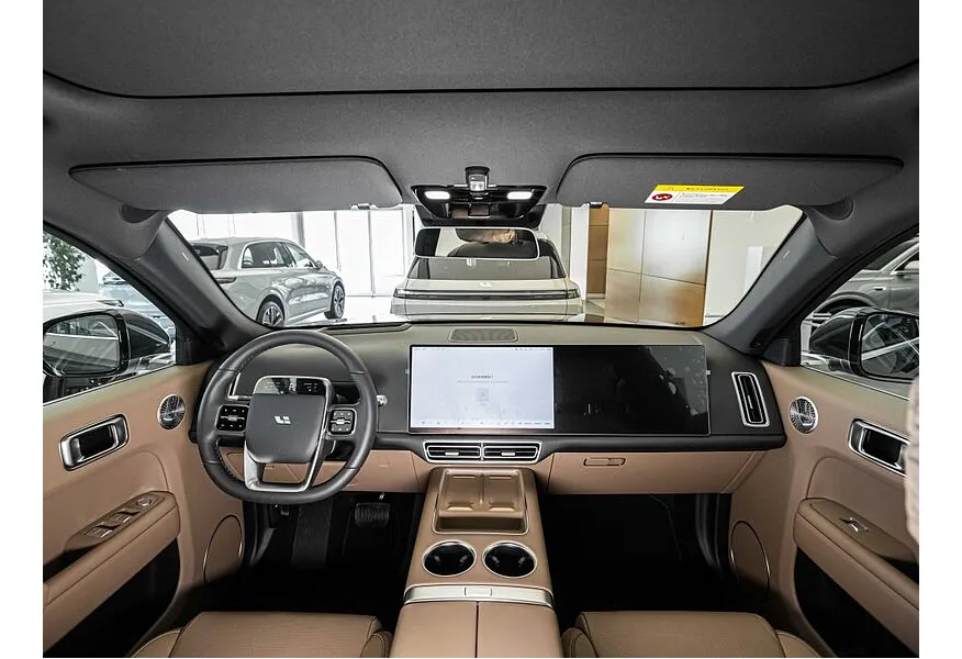 Li Auto L7 1.5 AT 4WD (449 л.с.) Ultra Серый в АВИЛОН. Слайд №7