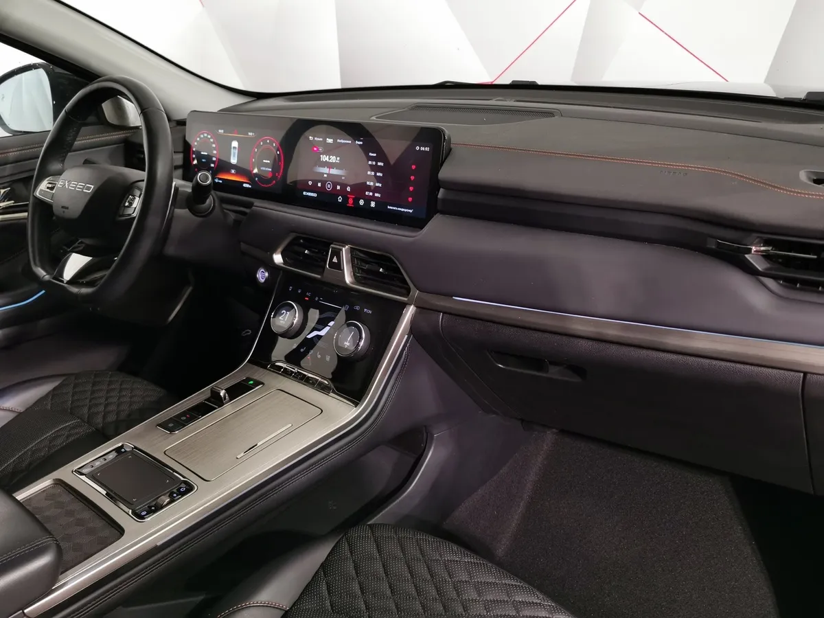 EXEED TXL 1.6 TGDI DCT7 AWD (186 л.с.) Серый в АВИЛОН. Слайд №12