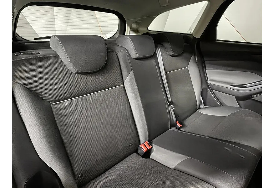 АВИЛОН - Ford Focus 1.6 Ti-VCT MT (105 л.с.) Trand Черный - slide 13