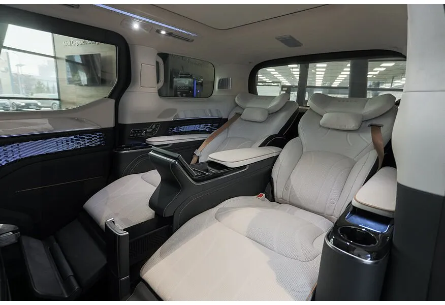 Zeekr 009 AT 4WD (544 л.с.) ME Edition Черный в АВИЛОН. Слайд №13