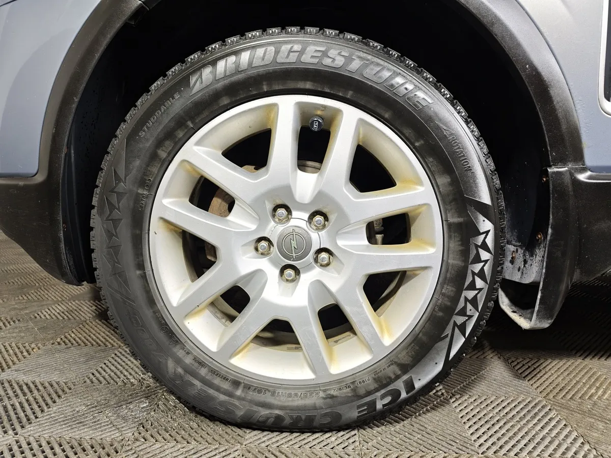 Opel Antara 2.4 MT (167 л.с.) Серый в АВИЛОН. Слайд №9
