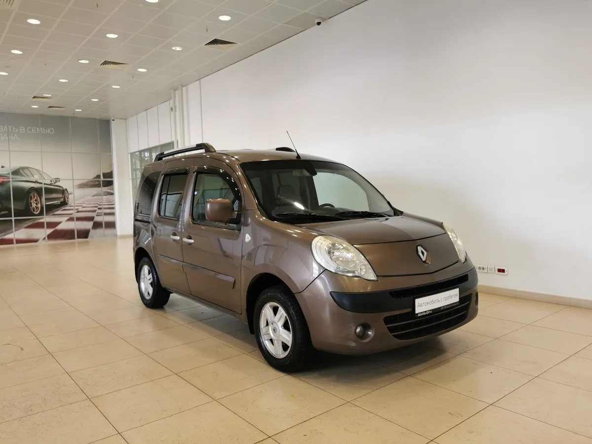 Renault Kangoo 1.6 MT (84 л.с.) Expression Коричневый в АВИЛОН. Слайд №3