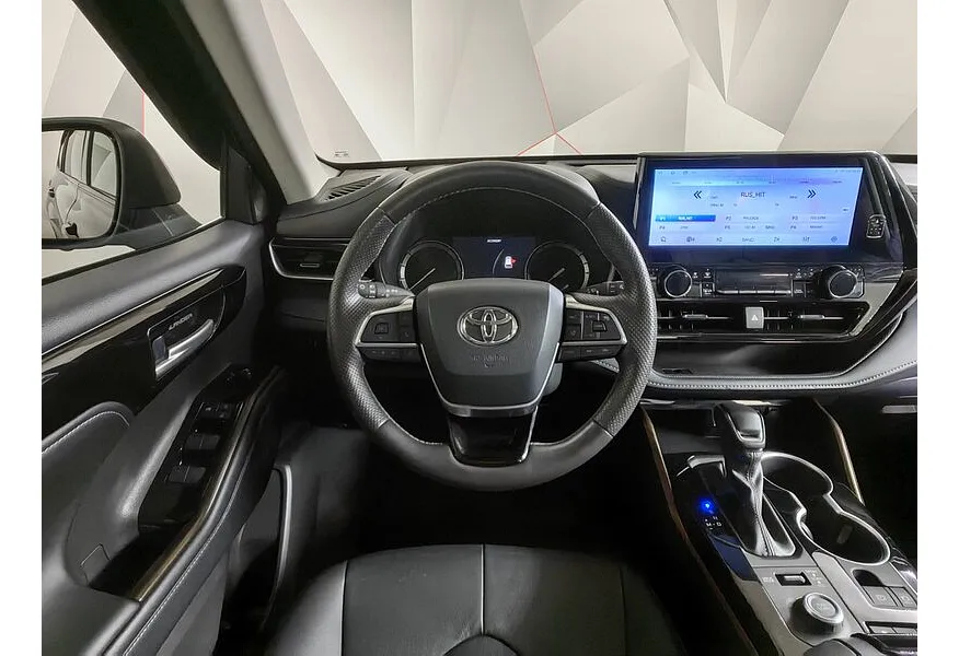 Toyota Highlander 2.0T AT 4WD (248 л.с.) 7 мест Престиж Черный в АВИЛОН. Слайд №20