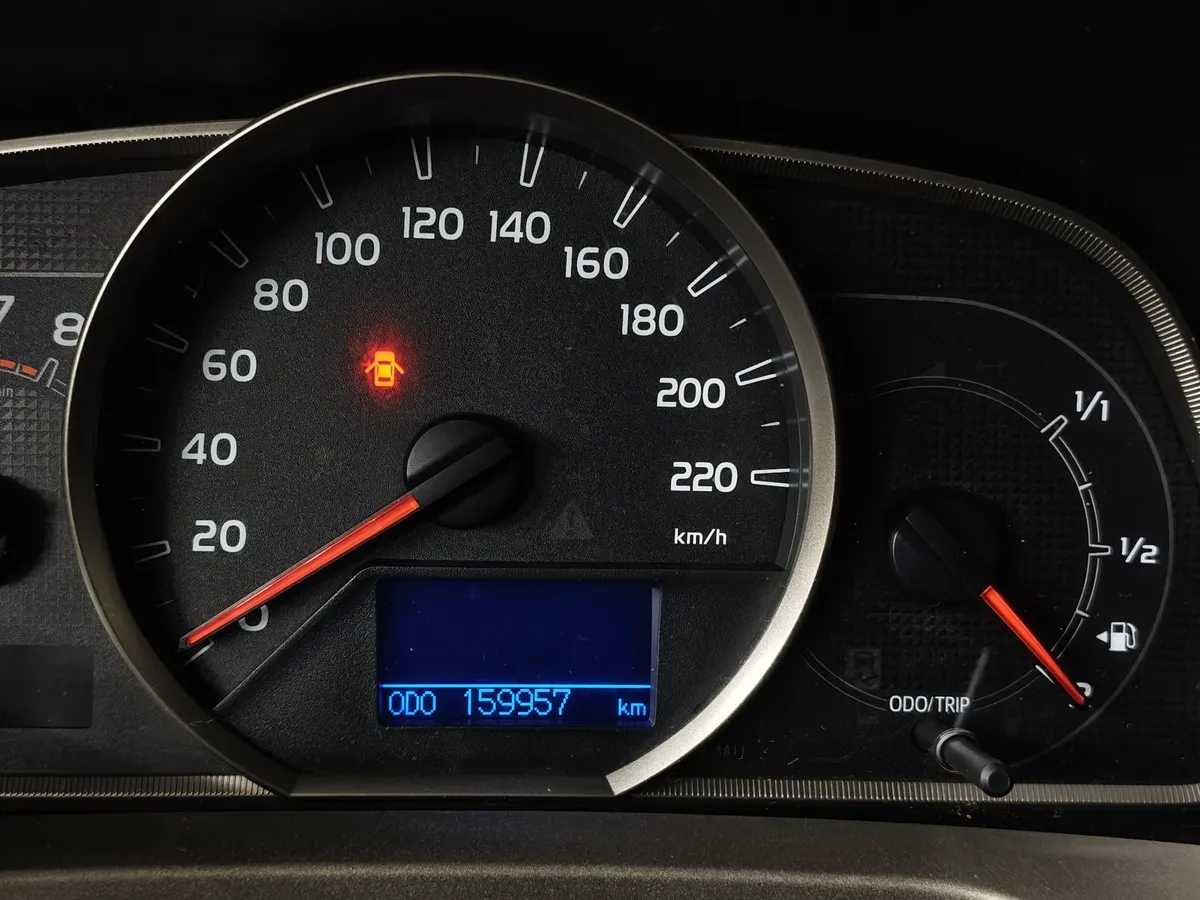 Toyota RAV4 2.0 CVT (146 л.с.) Коричневый в АВИЛОН. Слайд №16