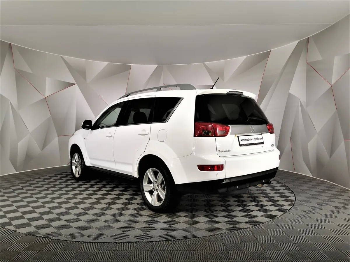 Peugeot 4007 2.4 CVT 4x4 (170 л.с.) Белый в АВИЛОН. Слайд №4