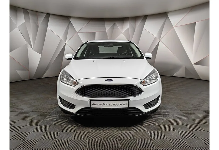 Ford Focus 1.6 PowerShift (105 л.с.) Trend Белый в АВИЛОН. Слайд №7