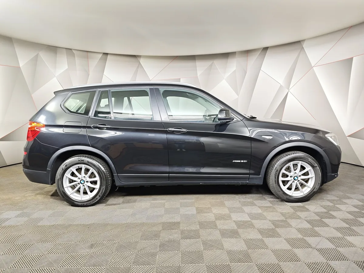 BMW X3 xDrive20i AT (184 л.с.) Базовая. Локальная сборка Черный в АВИЛОН. Слайд №4