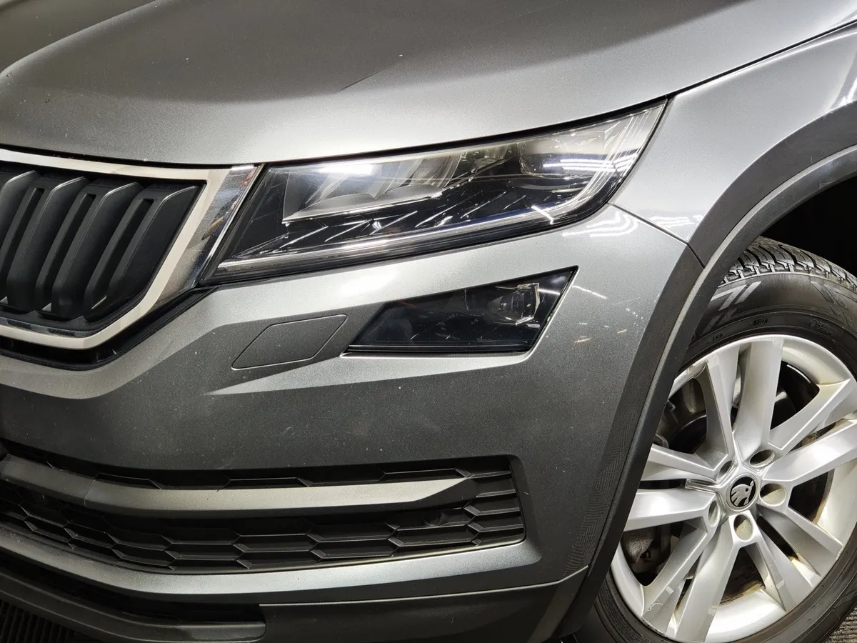 Skoda Kodiaq 2.0 TSI DSG 4X4 (180 л.с.) Серый в АВИЛОН. Слайд №10