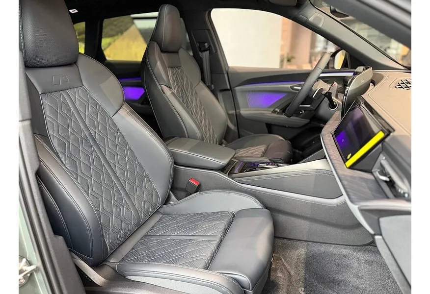 Audi Q5 L 2.0 40 TFSI S tronic quattro (272 л.с.) Зеленый в АВИЛОН. Слайд №9 Audi Q5 L 2.0 40 TFSI S tronic quattro (272 л.с.) Зеленый в АВИЛОН. Слайд №9