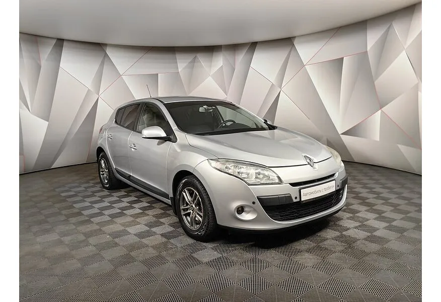 Renault Megane 1.6 MT (106 л.с.) Голубой в АВИЛОН. Слайд №3 Renault Megane 1.6 MT (106 л.с.) Голубой в АВИЛОН. Слайд №3