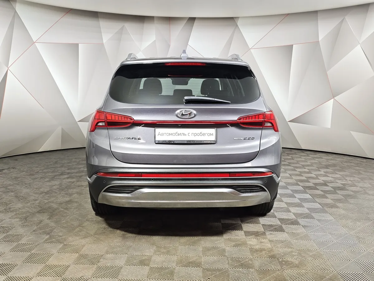 Hyundai Santa Fe 2.2 CRDi AWD 8AT (200 л.с.)  Prestige + Smart Sense Серый в АВИЛОН. Слайд №8