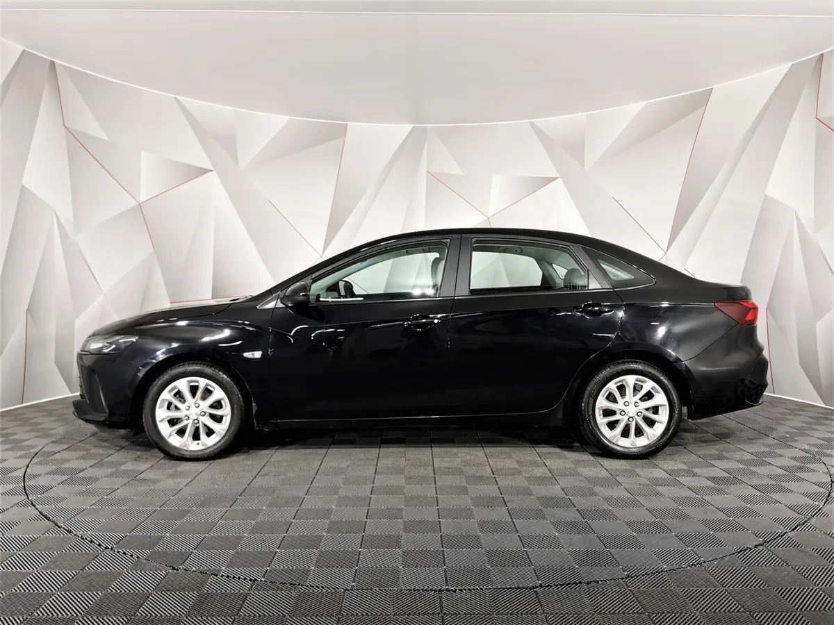 Chevrolet Monza 1.5 6DCT (113 л.с.) Черный в АВИЛОН. Слайд №5