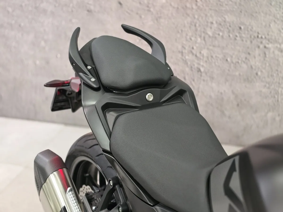 VOGE R625 581 см³ (64 л.с.) (64) 581 Черный в АВИЛОН. Слайд №9