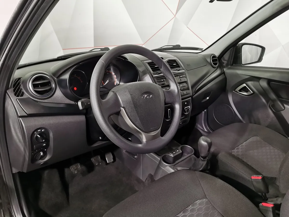 ВАЗ (Lada) Granta 1.6 MT 16кл (106 л.с.) 21911-51-005 Comfort Черный в АВИЛОН. Слайд №18