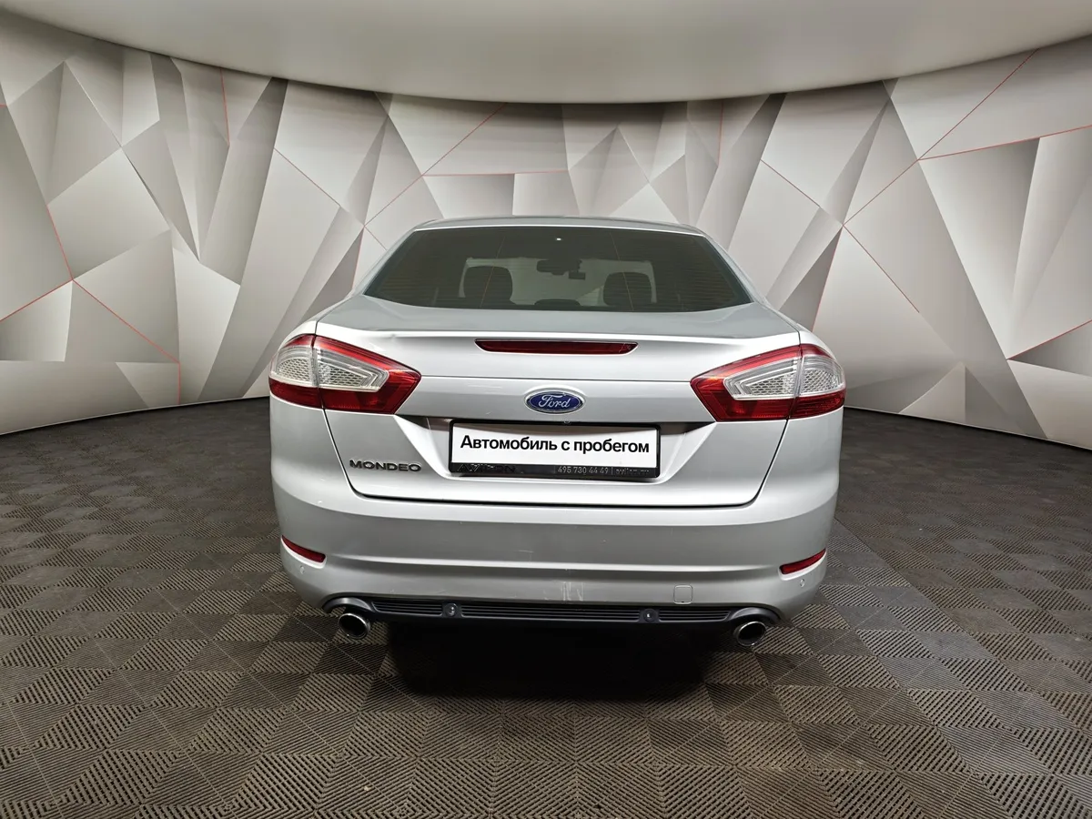 Ford Mondeo 2.0 EcoBoost PowerShift (200 л.с.) Titanium Серебристый в АВИЛОН. Слайд №8