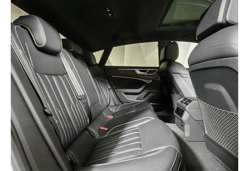 Audi A7 55 TFSI quattro S tronic (340 л.с.) Белый в АВИЛОН. Слайд №16