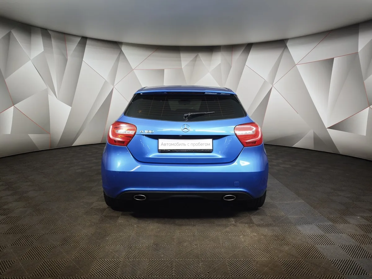 Mercedes-Benz A-Класс A 180 7G-DCT (122 л.с.) Особая серия Голубой в АВИЛОН. Слайд №8