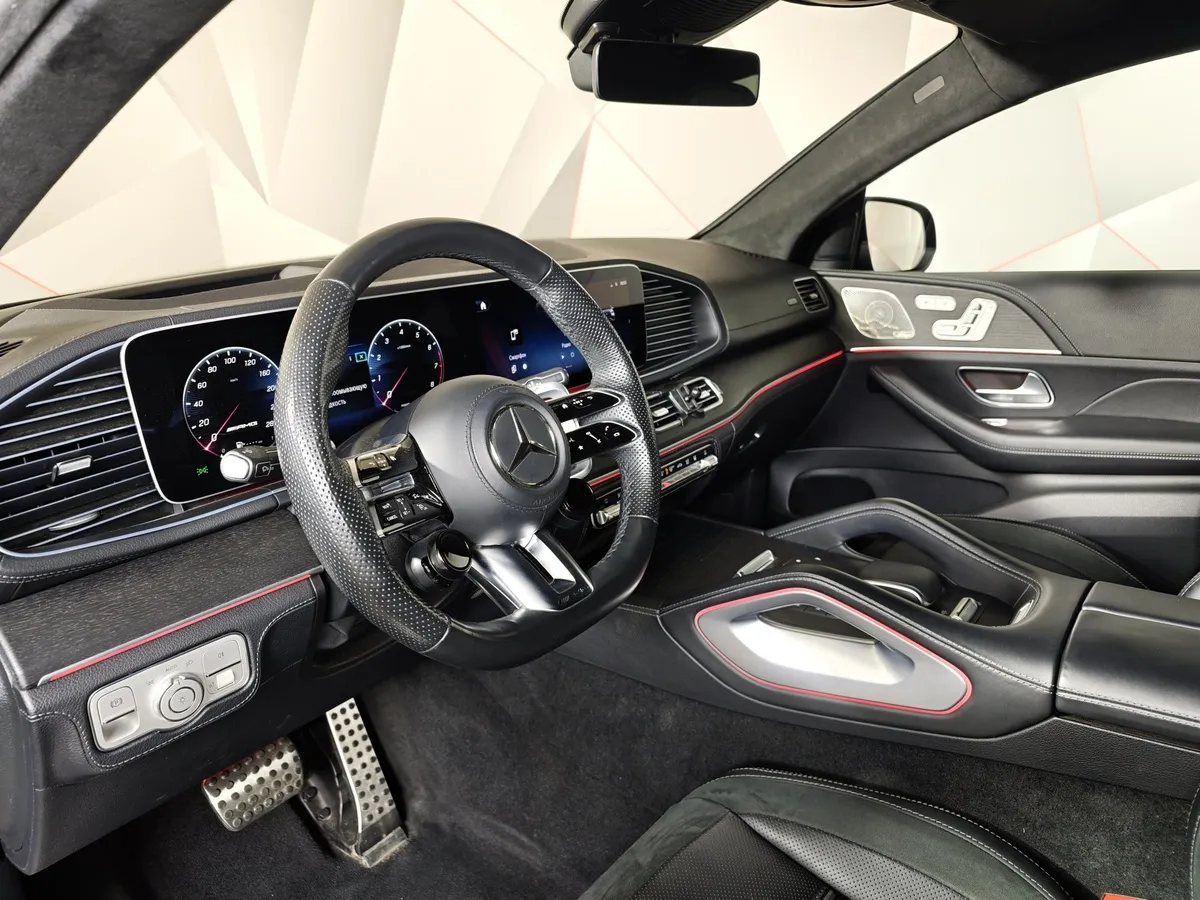 Mercedes-Benz GLE Купе AMG 53 9G-TRONIC 4MATIC+ (435 л.с.) Черный в АВИЛОН. Слайд №19