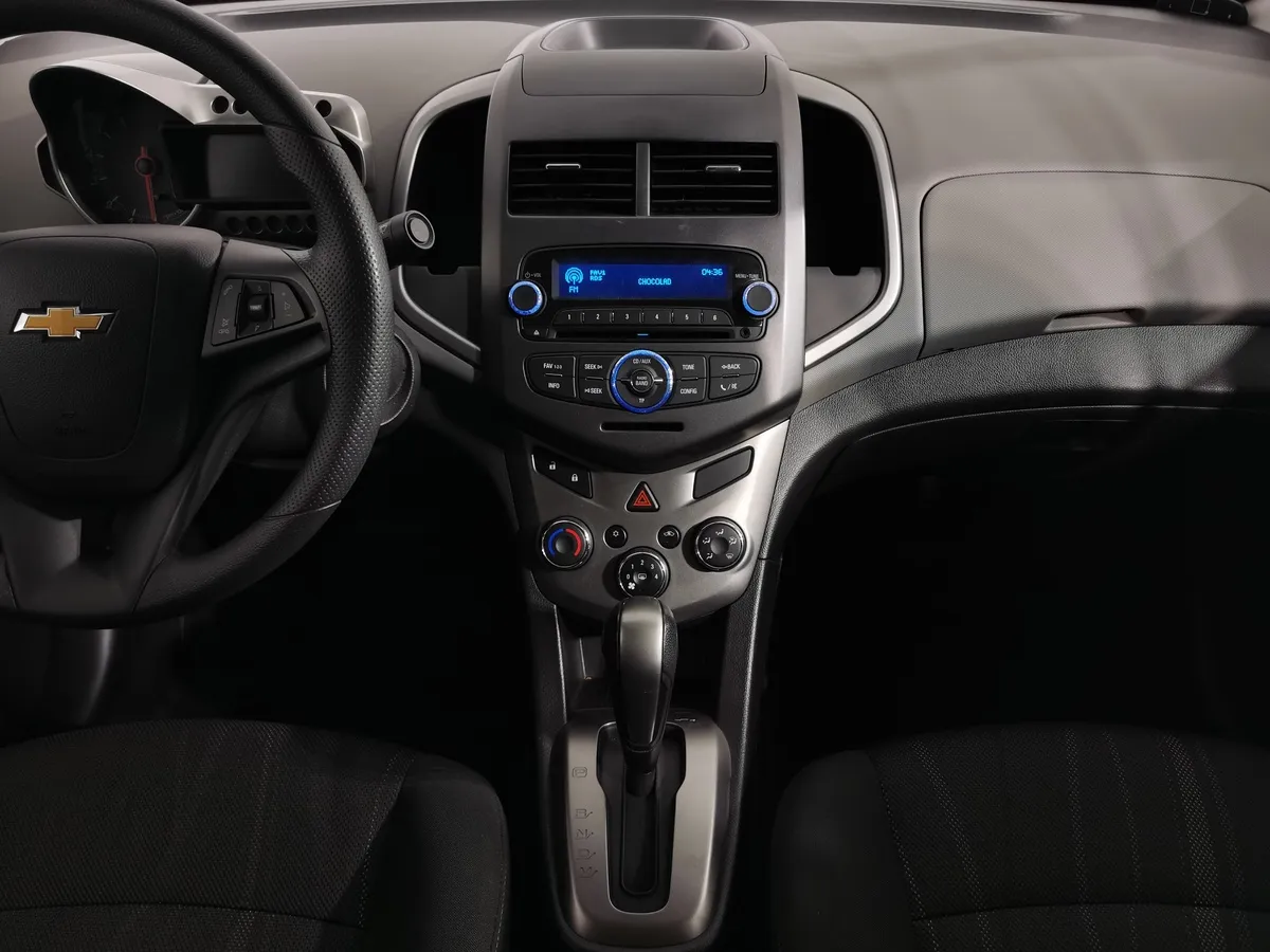 Chevrolet Aveo 1.6 AT (115 л.с.) Синий в АВИЛОН. Слайд №13