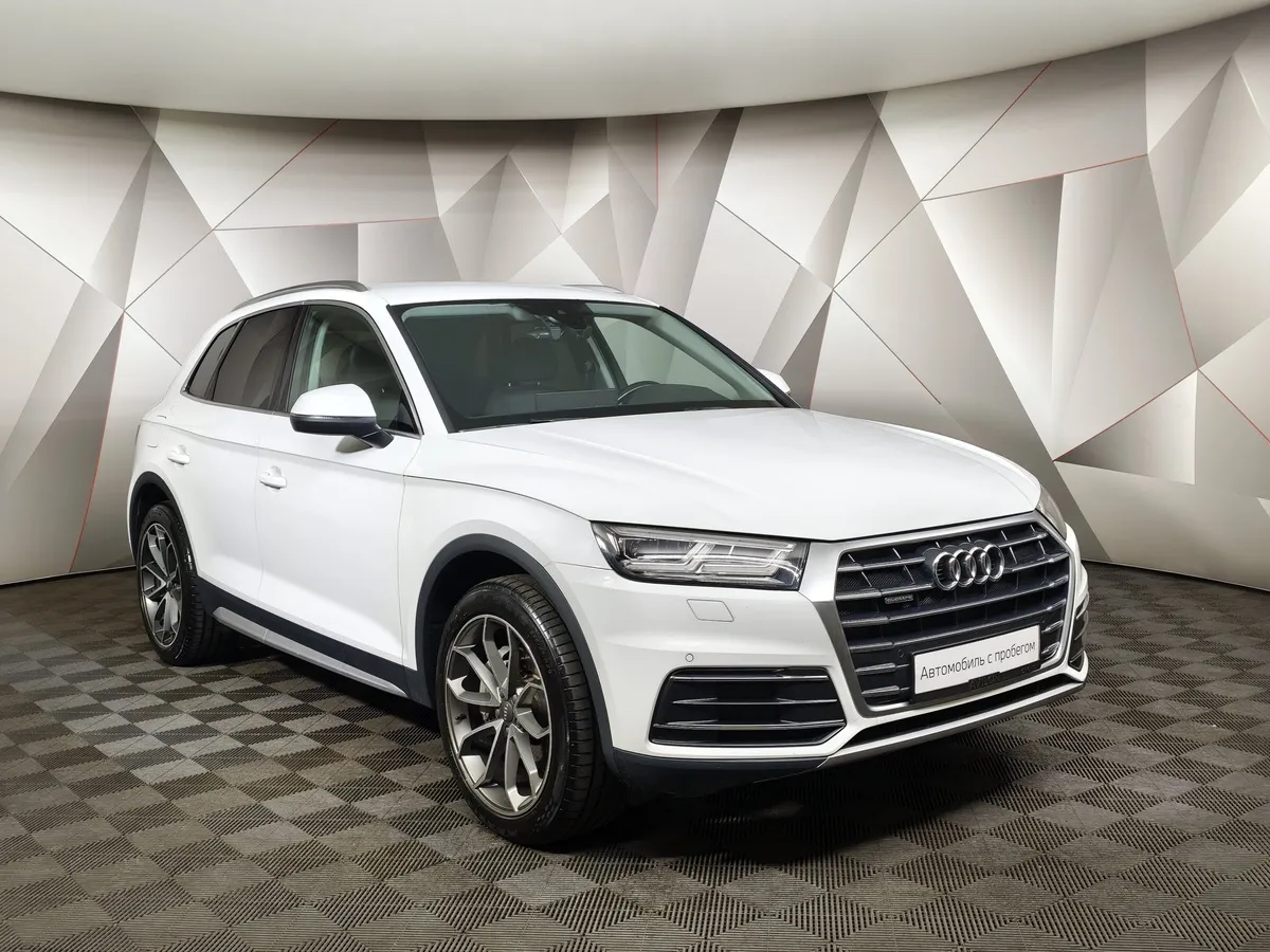 Audi Q5 L 40 TFSI S tronic quattro (249 л.с.) Белый в АВИЛОН. Слайд №3