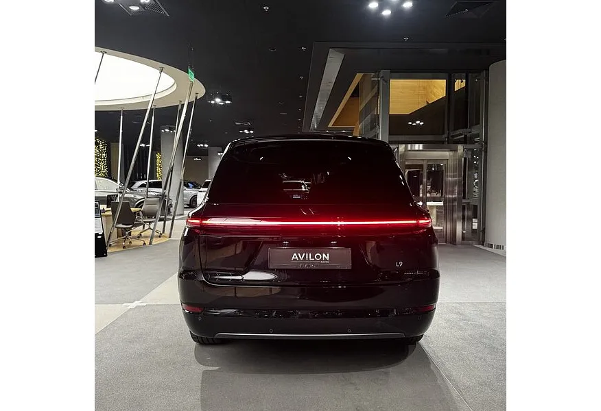 Li Auto L9 1.5 AT 4WD (449 л.с.) Ultra Черный в АВИЛОН. Слайд №5