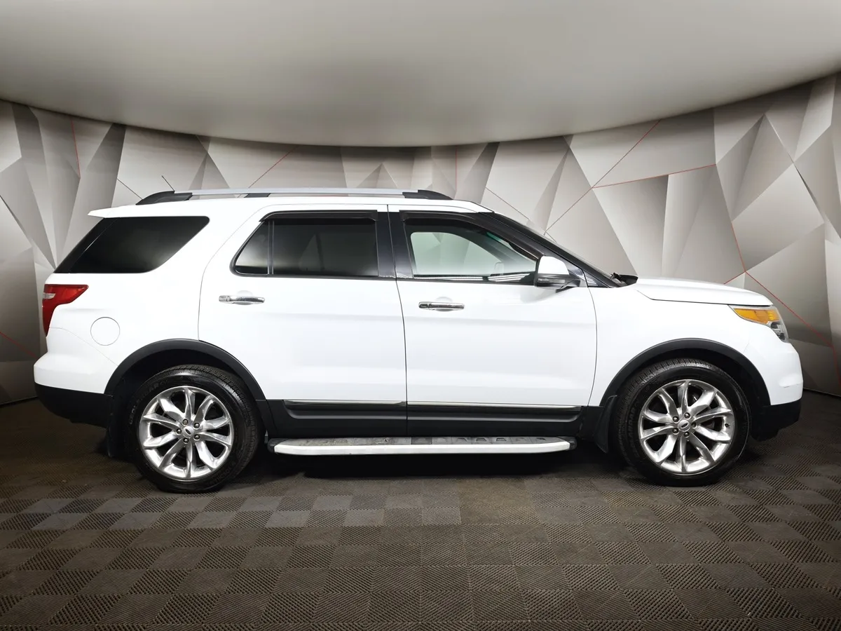 Ford Explorer 3.5 SelectShift 4WD (294 л.с.) Белый в АВИЛОН. Слайд №6