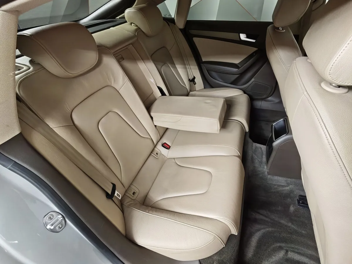 Audi A5 2.0 TFSI S tronic quattro (211 л.с.) Серый в АВИЛОН. Слайд №16