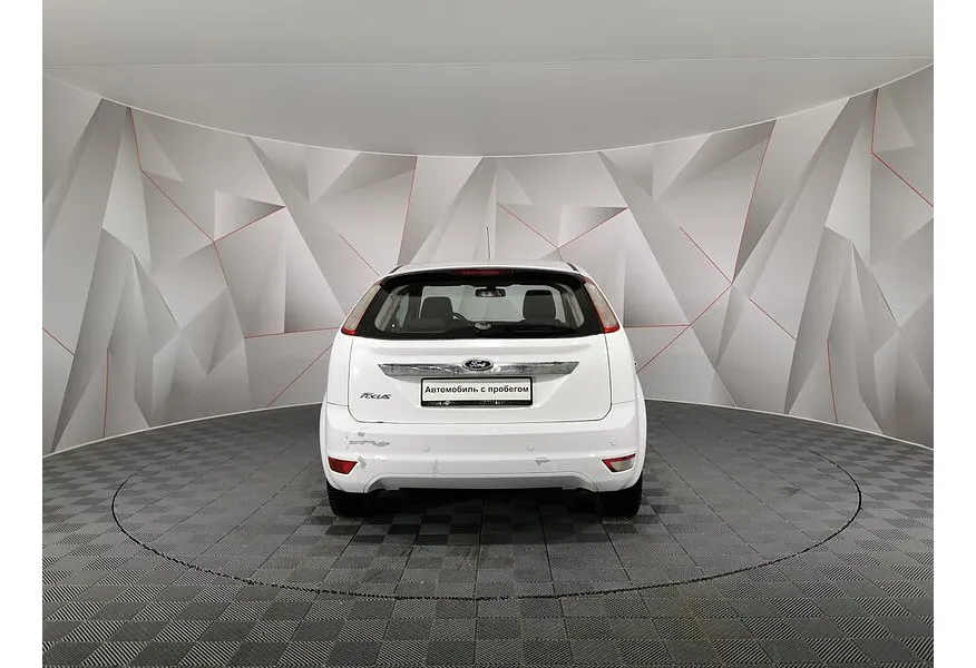 Ford Focus 2.0 AT (145 л.с.) Белый в АВИЛОН. Слайд №8