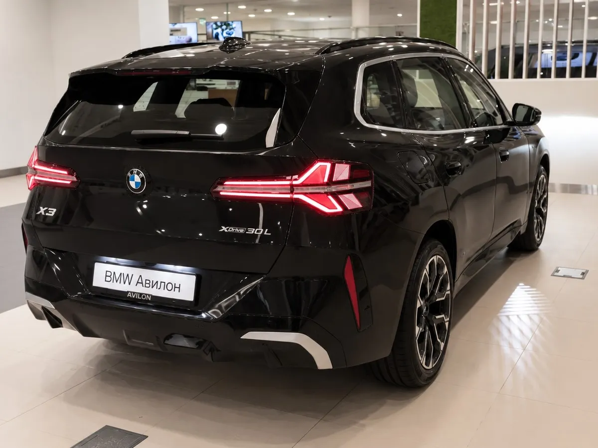 BMW X3 xDrive30L AT (258 л.с.) Черный в АВИЛОН. Слайд №6