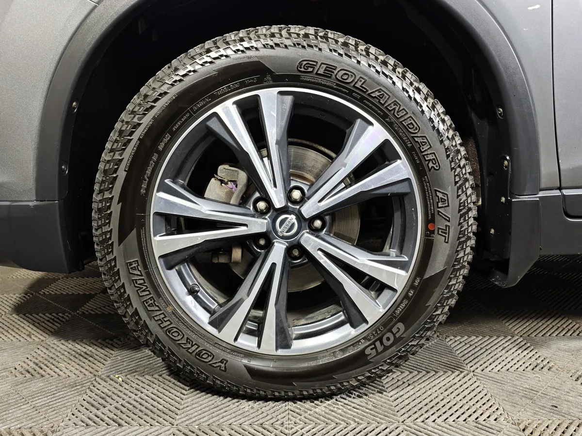 Nissan X-Trail 2.5 CVT AWD (171 л.с.) Серый в АВИЛОН. Слайд №9