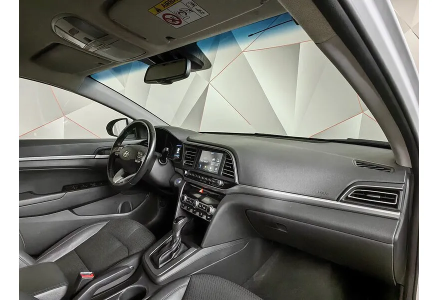 АВИЛОН - Hyundai Elantra 2.0 AT (150 л.с.) Family Белый - slide 12