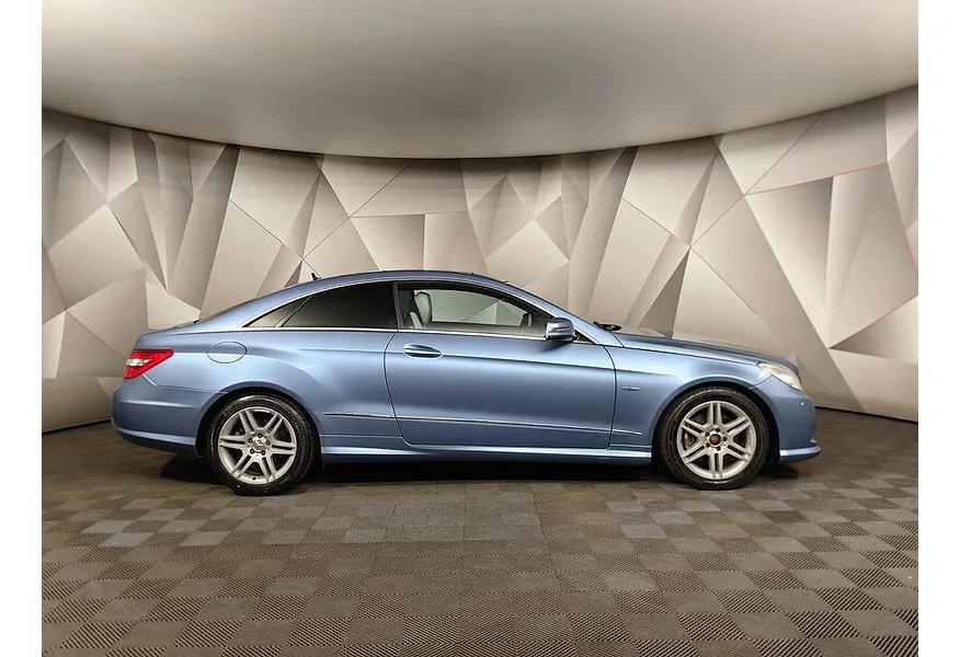 АВИЛОН - Mercedes-Benz E-Класс E 200 T BlueEfficiency 7G-Tronic Plus (184 л.с.) Голубой - slide 3