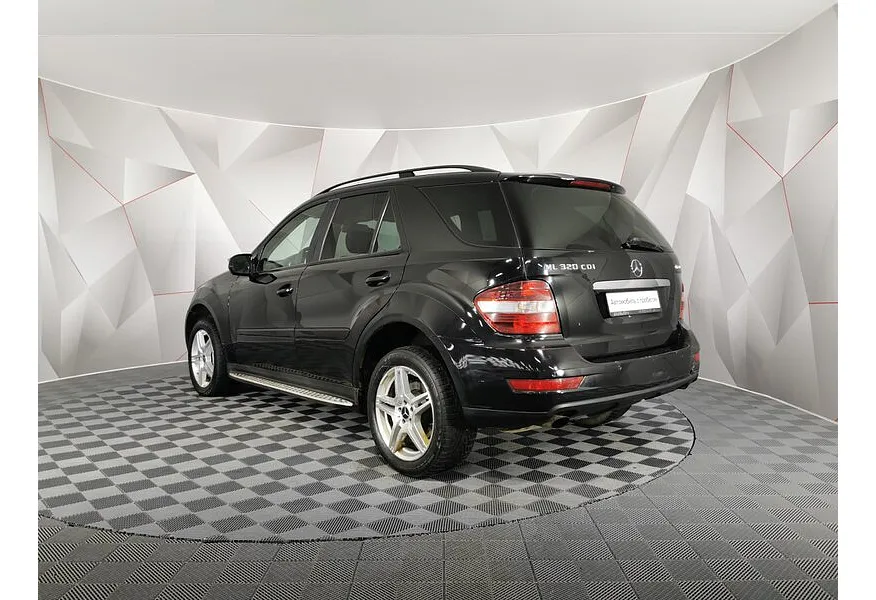 Mercedes-Benz M-Класс ML 320 CDI 7G-Tronic (224 л.с.) Черный в АВИЛОН. Слайд №4
