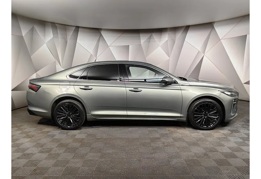 Geely Preface 2.0T 7DCT 2WD (200 л.с.) Flagship Зеленый в АВИЛОН. Слайд №6