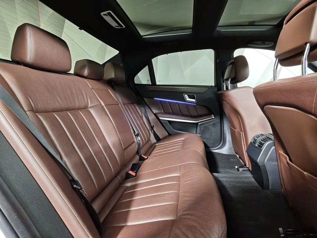 Mercedes-Benz E-Класс E 300 7G-Tronic Plus 4Matic (249 л.с.) Белый в АВИЛОН. Слайд №16